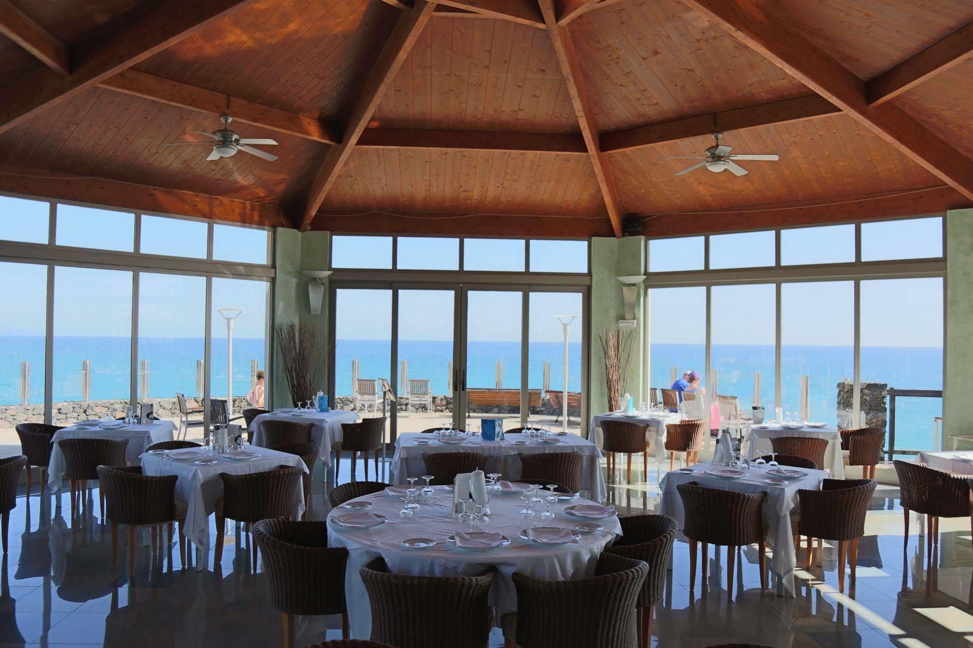 R2 Pajara Hotel