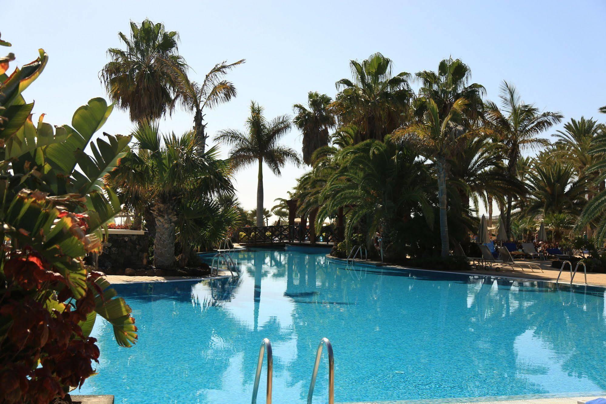 R2 Pajara Hotel